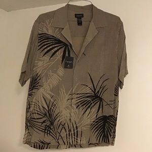 Claiborne Button Down Short Sleeve Shirt for Dad New With Tag